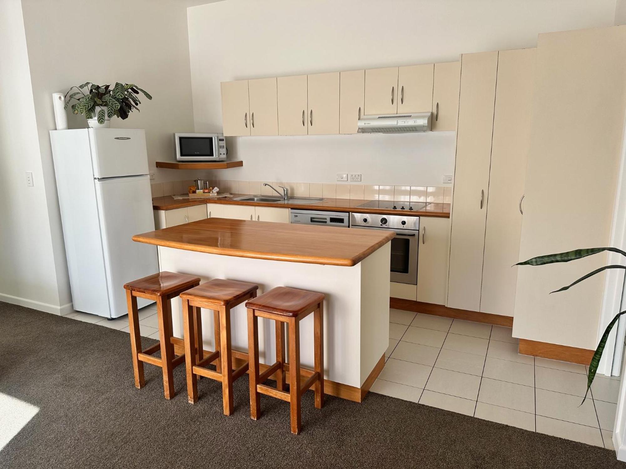 גיסבורן Ocean Beach Motor Lodge מראה חיצוני תמונה