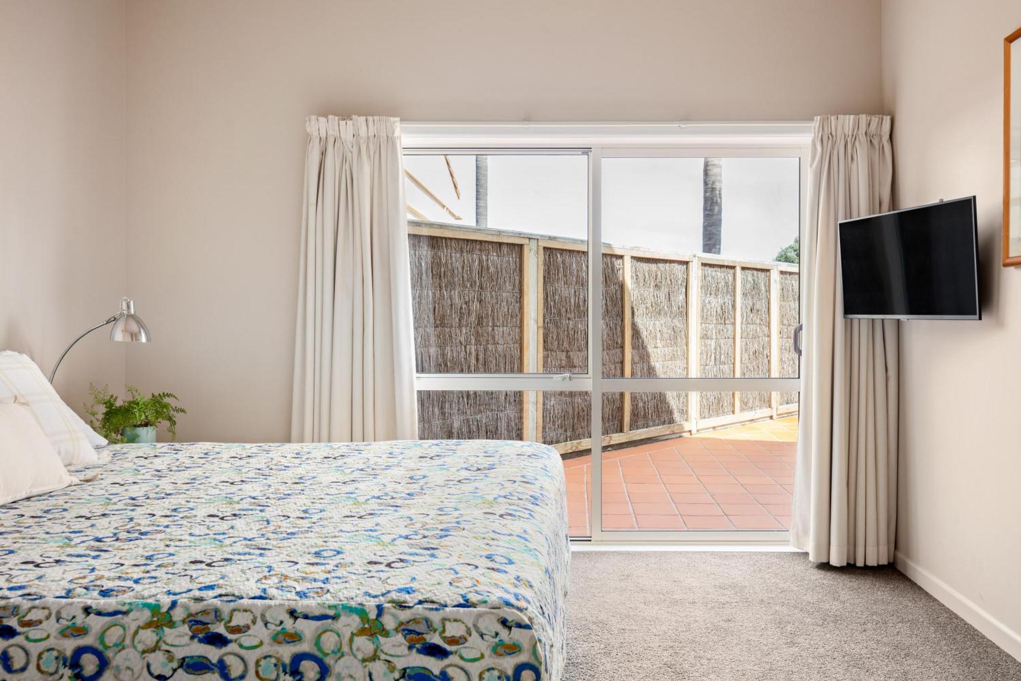 גיסבורן Ocean Beach Motor Lodge מראה חיצוני תמונה