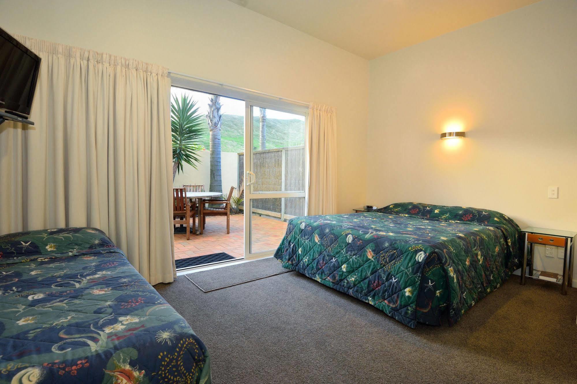 גיסבורן Ocean Beach Motor Lodge מראה חיצוני תמונה