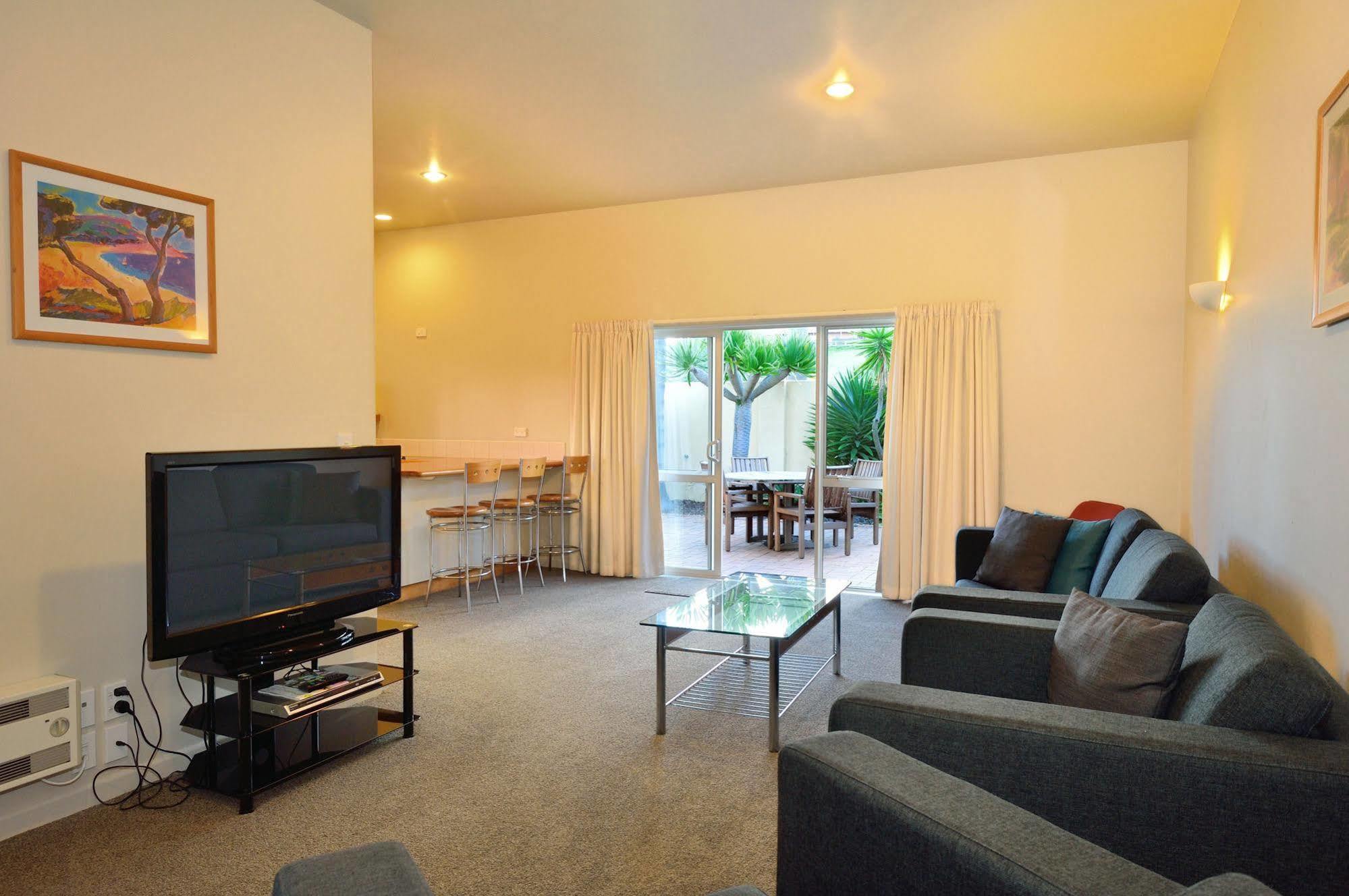 גיסבורן Ocean Beach Motor Lodge מראה חיצוני תמונה